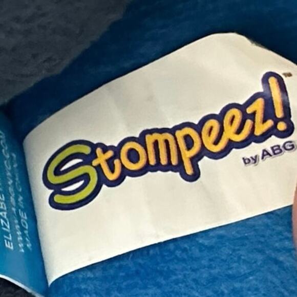 Disney Pixar Dory Stompeez Slippers Kids S/M Plush Slippers 2016 Stompeez NEW - Picture 5 of 6